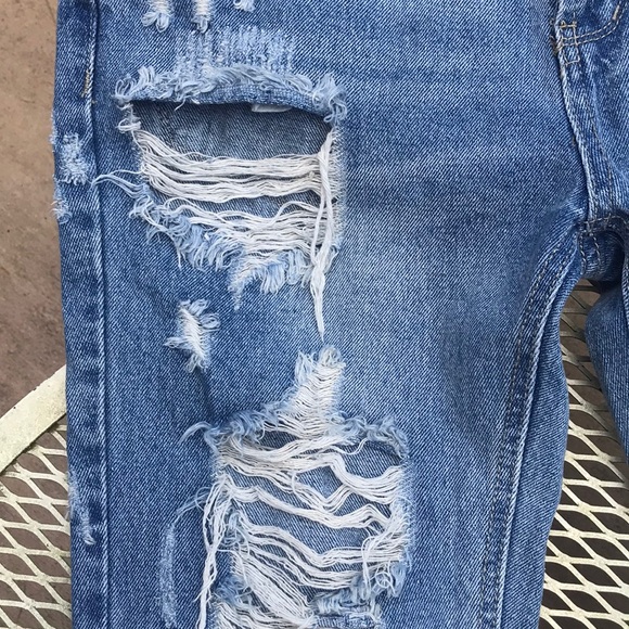 Vestique Melrose High Waisted Destroy Jeans Size M - Picture 2 of 7